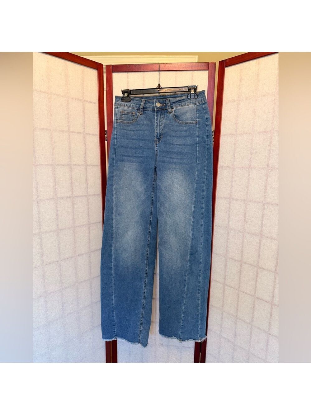 High-Rise Straight Leg Women's Jeans - EUC - Size 4L